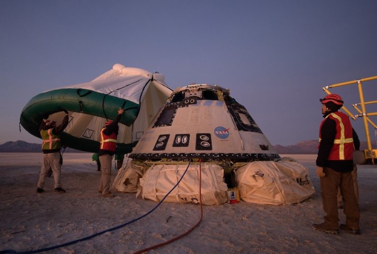 Boeing CST-100 Starliner landed safely on White Sands, New Mexico