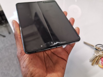 Samsung Galaxy Fold 1